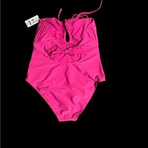 One piece women large swimsuit nwt (Target brand)